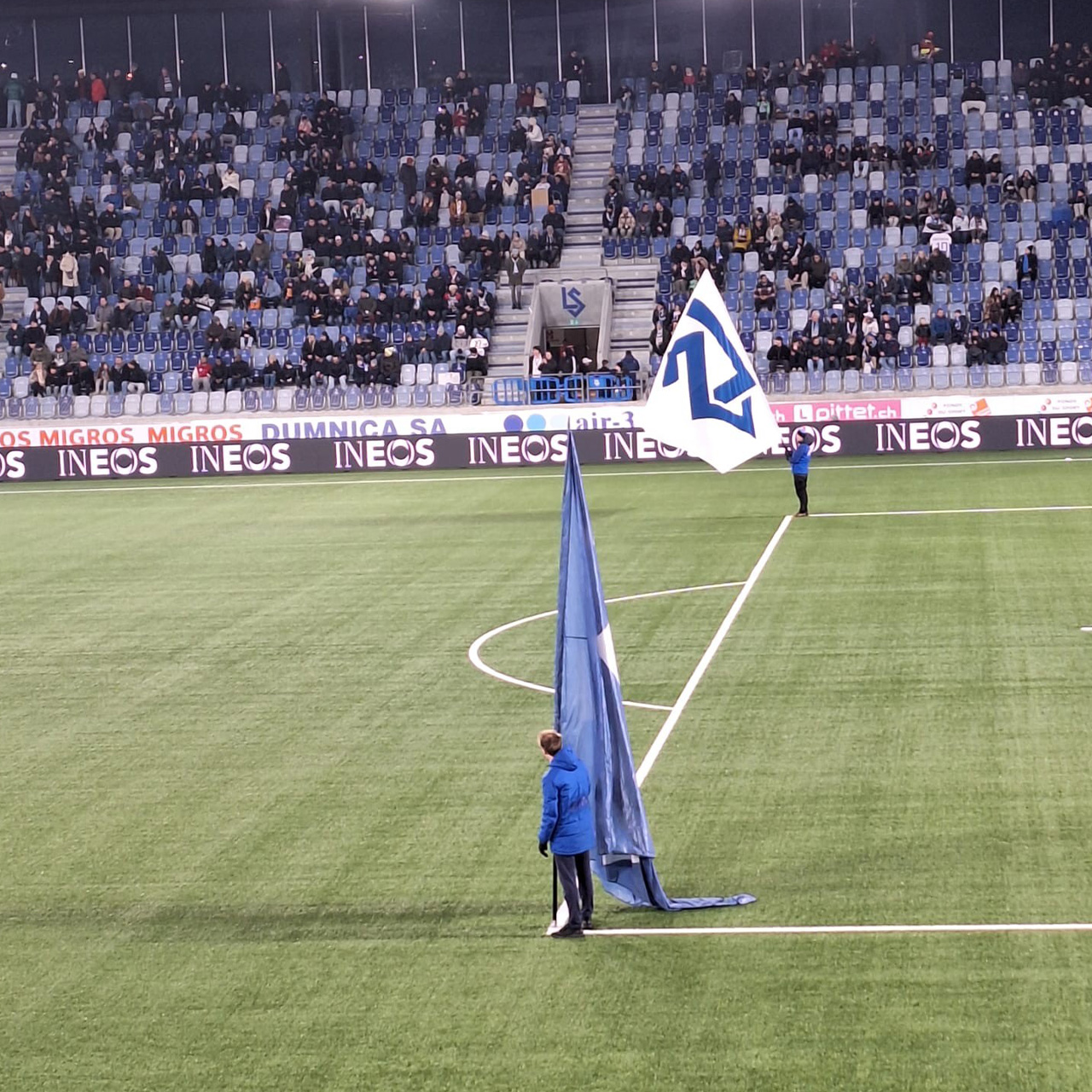 FLAVIE - image match soutien lhc (1280x1280px)_0002_Photo match soutien LHC (4)